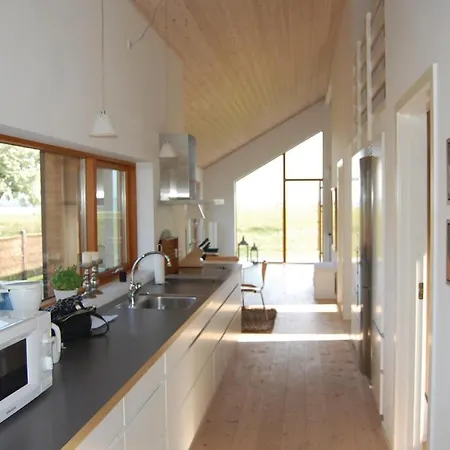 3 Bedroom Amazing Home In Stubbekobing